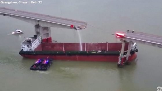 صور.. وفاة 5 أشخاص في اصطدام سفينة بجسر جنوب الصين “صدى الخبر”