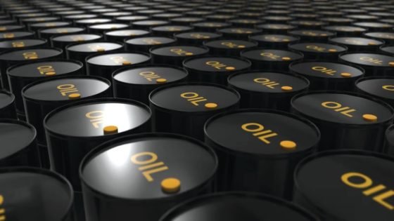 أسعار النفط.. العقود الآجلة لخام برنت تتراجع 0.9% “صدى الخبر”