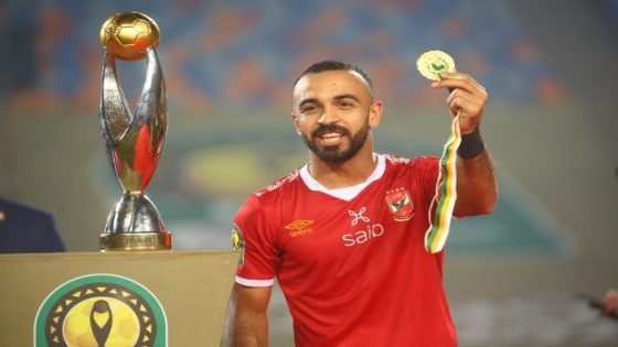 فخر للكرة المصرية، الذكاء الاصطناعي يُعلق على انتقال لاعب الأهلي الشهير لليفربول صدى الخبر