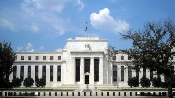توقعات بتثبيت أسعار الفائدة في اجتماع الفيدرالي المقبل “صدى الخبر”