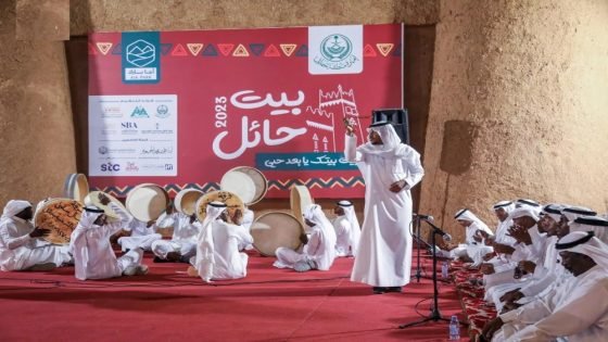 بالعرضة والسامري.. “بيت حائل” يجذب محبي وهواة الفنون الشعبية “صدى الخبر”