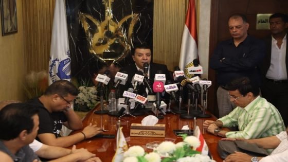 مصطفى كامل: “أنا بسمع المهرجانات ومش بفهم منها حاجة، وهناك تقصير من لجنة القيد » صدى الخبر