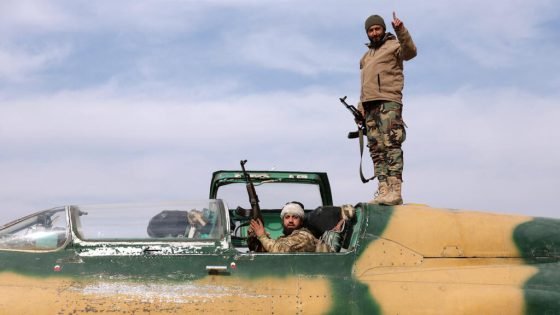 مباشر: الجيش السوري يقول إنه نفذ "إعادة انتشار " في محافظتي درعا والسويداء “صدى الخبر”