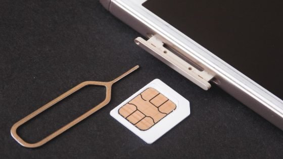 قبل طرحها في مصر، مزايا شريحة eSIM الجديدة 2024 صدى الخبر