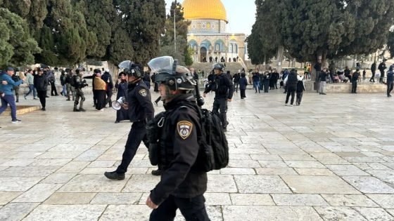إسرائيل تعلن عزمها تطبيق قيود أمنية "اعتيادية" في المسجد الأقصى خلال شهر رمضان “صدى الخبر”