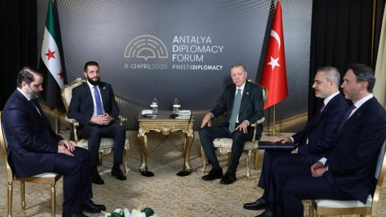 أردوغان: إسرائيل تسعى إلى "نسف الثورة" في سوريا من خلال "تأجيج الانقسامات" “صدى الخبر”