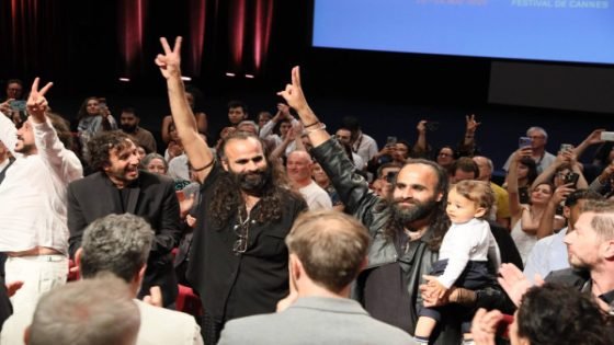 كان يا ما كان في غزة” يفوز بجائزة أفضل إخراج في “كان” “صدى الخبر