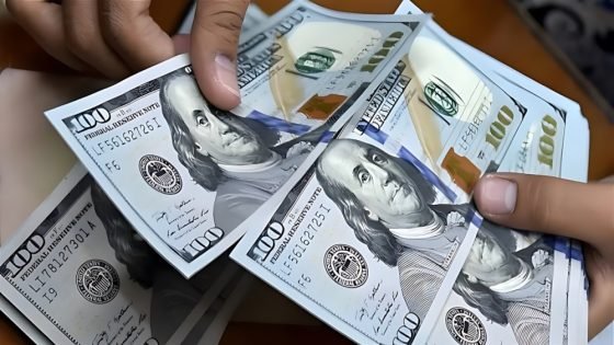 ارتفاع الدولار بعد الاتفاق التجاري بين الولايات المتحدة والصين “صدى الخبر”