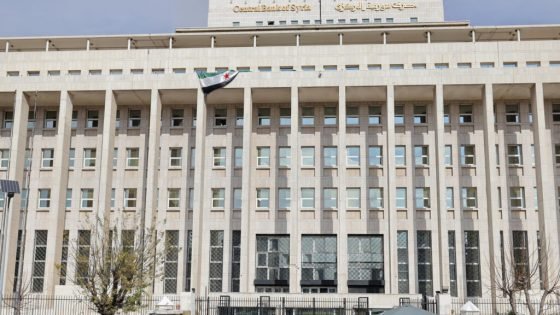 سوريا تنفذ أول تحويل مصرفي دولي مباشر عبر نظام سويفت منذ اندلاع الحرب “صدى الخبر”