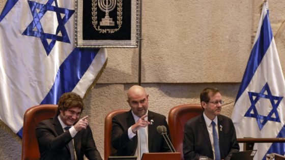 الرئيس الأرجنتيني يعلن نقل سفارة بلاده إلى القدس في 2026 “صدى الخبر”