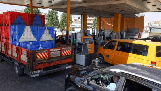 أزمة وقود بالضفة الغربية بسبب المواجهة بين إسرائيل وإيران “صدى الخبر”