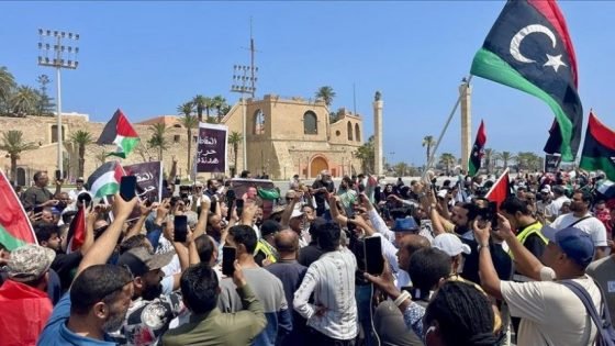 قافلة الصمود بمصراتة الليبية في طريقها إلى غزة + فيديو “صدى الخبر”