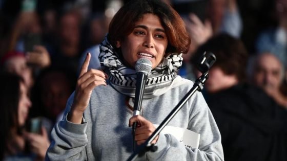 ريما حسن تتعهد بإرسال "مزيد من القوارب لكسر حصار غزة" بعد ترحيلها من إسرائيل “صدى الخبر”