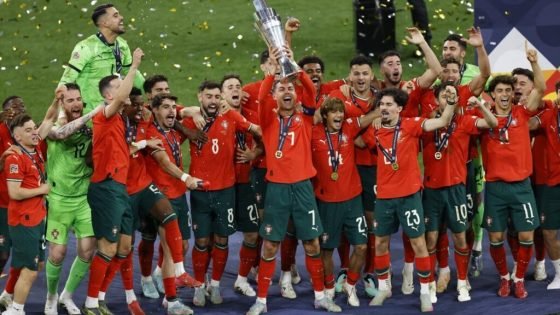 المنتخب البرتغالي يتوج بلقب دوري الأمم الأوروبية بعد انتصار مثير على نظيره الإسباني بركلات الترجيح “صدى الخبر”