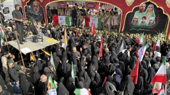 إيران تشيّع قادة عسكريين وعلماء نوويين اغتيلوا في الحرب مع إسرائيل وترامب يجدد تهديداته “صدى الخبر”