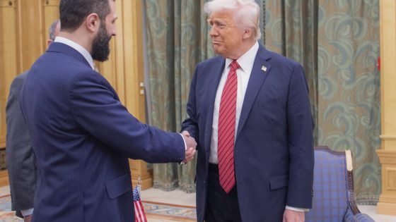 ترامب ينهي العقوبات على سوريا وإسرائيل تبدي استعدادها لعلاقات جديدة مع دمشق “صدى الخبر”