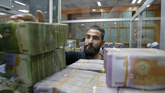 هل الطبعة الجديدة للعملة السورية حل للأزمة الاقتصادية؟ “صدى الخبر”
