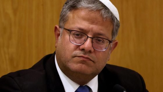 بن غفير يهدد مروان البرغوثي داخل زنزانته والسلطة الفلسطينية تندد بـ"استفزاز غير مسبوق" “صدى الخبر”