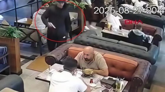 فجّر رأسه برصاصة .. اغتيال رئيس نادٍ داخل مقهى في تركيا “صدى الخبر”