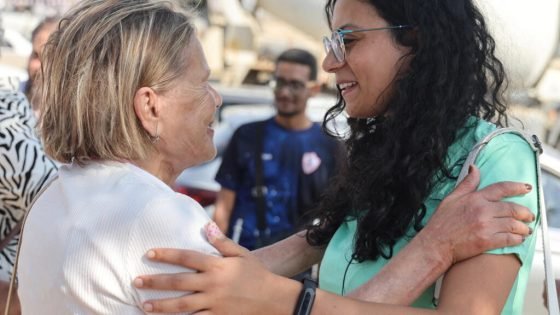 السلطات المصرية توجه اتهامات للناشطة الحقوقية ماهينور المصري بشأن منشورات إلكترونية “صدى الخبر”