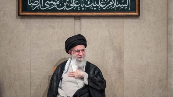 خامنئي: إيران لن تستسلم للضغوط الغربية بشأن تخصيب اليورانيوم “صدى الخبر”