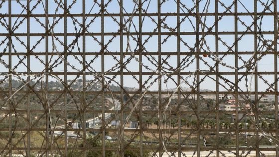 بالصور: معاناة الفلسطينيين وسط تكثيف الاستيطان في الضفة الغربية “صدى الخبر”