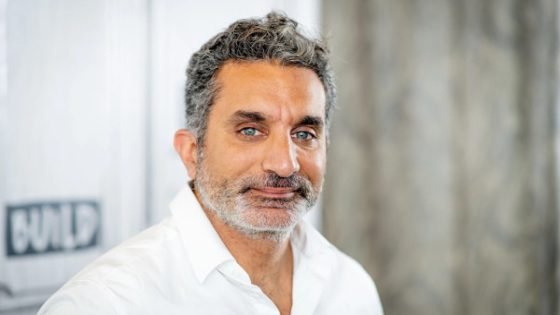 باسم يوسف على الشاشات المصرية بعد غياب استمر 11 عاماً “صدى الخبر”
